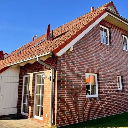Doppelhaushaelfte In Apartment Burhave