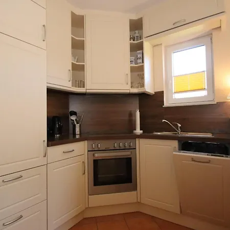 Apartment Doppelhaushaelfte In Burhave