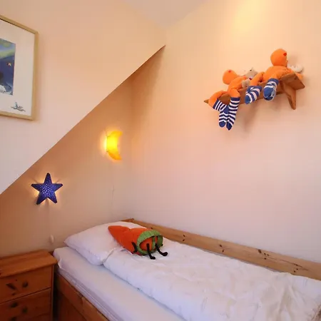 Doppelhaushaelfte In * Burhave